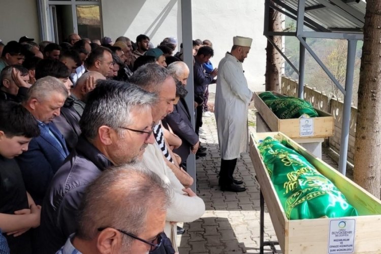 Ordu'da 'patpat' kazasında &ouml;len baba-oğul, yan yana toprağa verildi