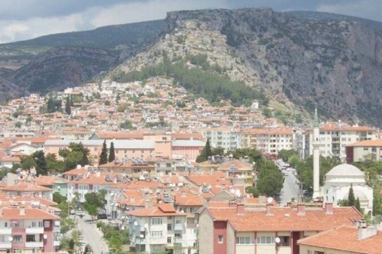 Tecav&uuml;z faili erkek cezaevinden izinli &ccedil;ıkıyormuş!