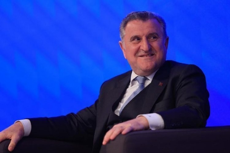 Bakan Bak'tan para masa tenis&ccedil;iler i&ccedil;in tebrik mesajı