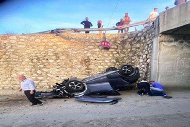 Tekirdağ'da 13 yaşındaki s&uuml;r&uuml;c&uuml; ortalığı savaş alanına &ccedil;evirdi!