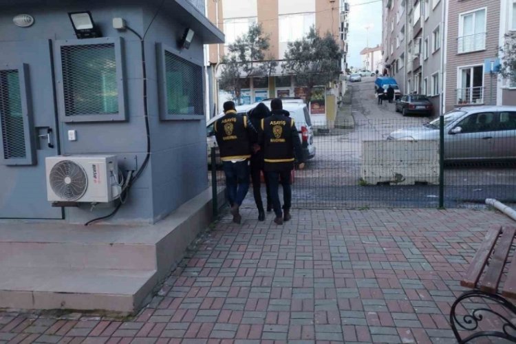 Balıkesir'de tadilat yaptığı evi soydu