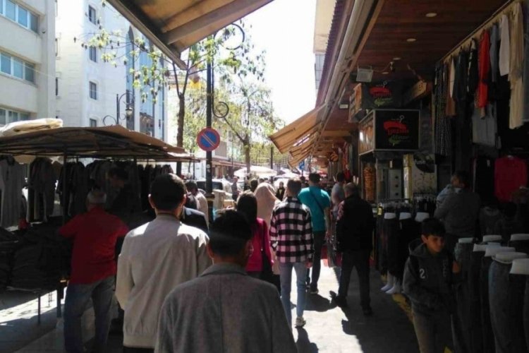 Diyarbakır'da &ccedil;arşı pazarda bayram hareketliliği başladı