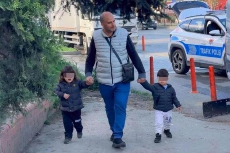İstanbul'da 3 ve 5 yaşındaki iki kardeş el frenini indirdi! Kayan ara&ccedil; trafiğe karıştı