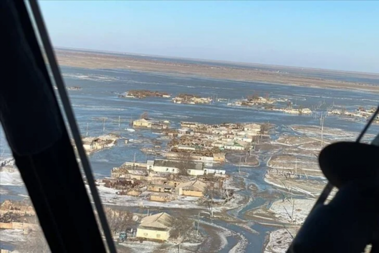 Kazakistan, su taşkınlarıyla m&uuml;cadele ediyor