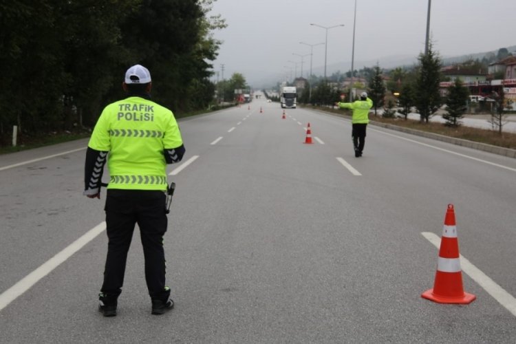 Samsun'da 2 bin 666 araca 6,5 milyon lira ceza