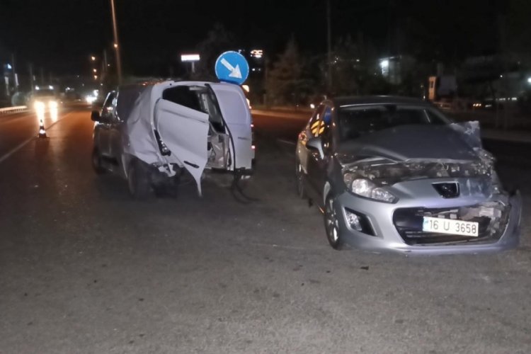 Bursa'da kaza! &Ccedil;ok sayıda yaralı var