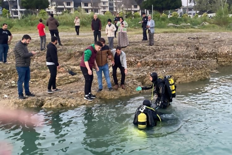 Adana'da bir gen&ccedil; girdiği baraj g&ouml;l&uuml;nde boğuldu