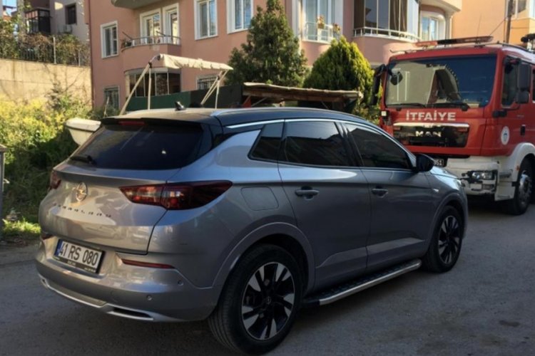 İş insanının ş&uuml;pheli &ouml;l&uuml;m&uuml;! Cansız bedeni otomobilinde bulundu