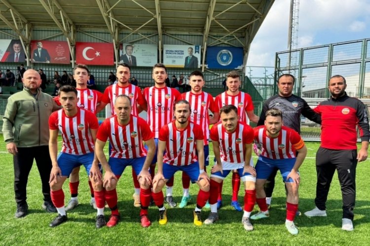 G&uuml;rsu İpekyoluspor liderliğini s&uuml;rd&uuml;r&uuml;yor