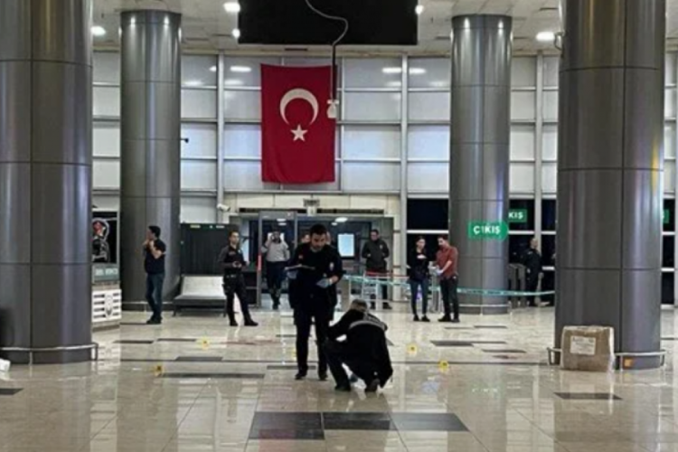 Şanlıurfa'da silahlı kavga: 1 &ouml;l&uuml;, 1'i polis 10 yaralı