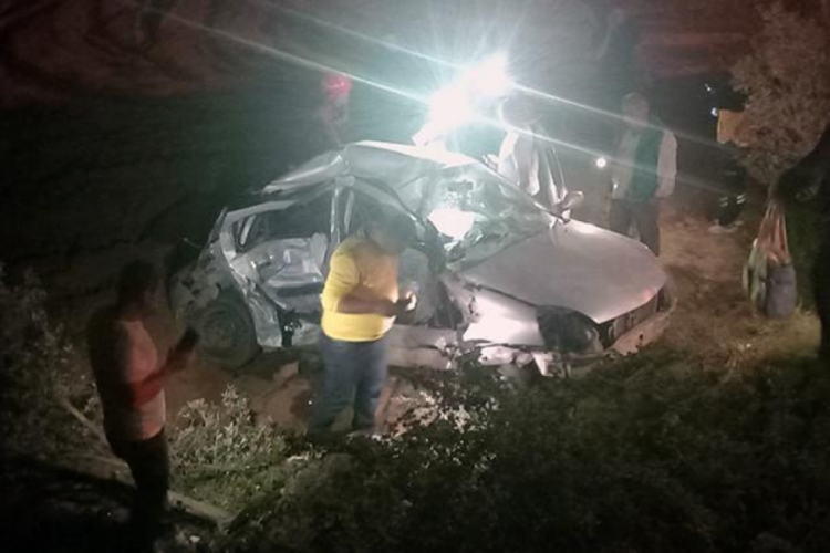 Muğla'da iki aracın karıştığı kazada 2 kişi hayatını kaybetti