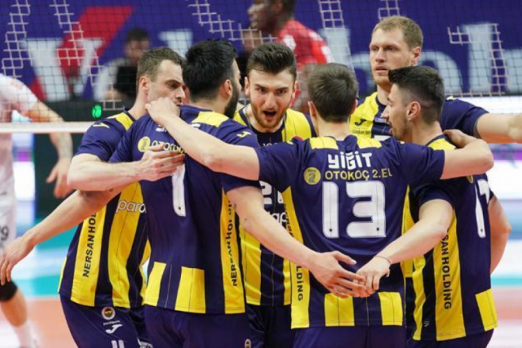 Fenerbah&ccedil;e, Efeler Ligi'nde finale y&uuml;kseldi