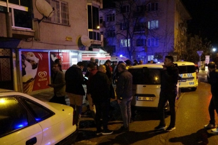 Malatya'da tartıştığı babasını &ouml;ld&uuml;rd&uuml;!