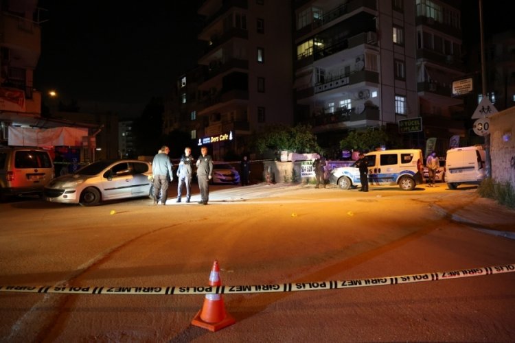 Adana'da &uuml;niversite &ouml;ğrencisi silahlı saldırıya uğradı!