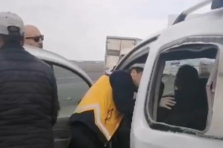 Kars'ta trafik kazası: 3 yaralı