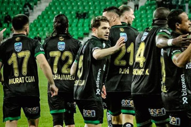 Sakaryaspor, Boluspor'u 2 golle ge&ccedil;ti