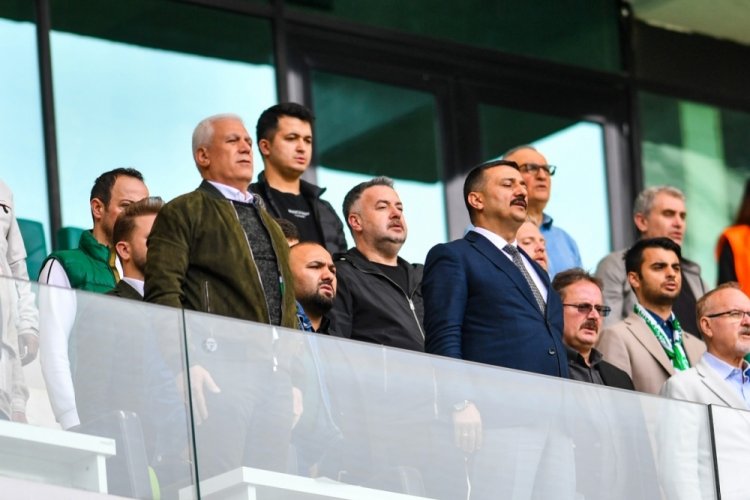Bursa BB Başkanı Mustafa Bozbey Bursaspor ma&ccedil;ında