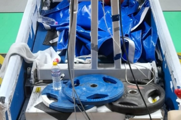 TOFAŞ Nil&uuml;fer Spor Salonundaki &ccedil;&ouml;p sorunu &ccedil;&ouml;z&uuml;ld&uuml;