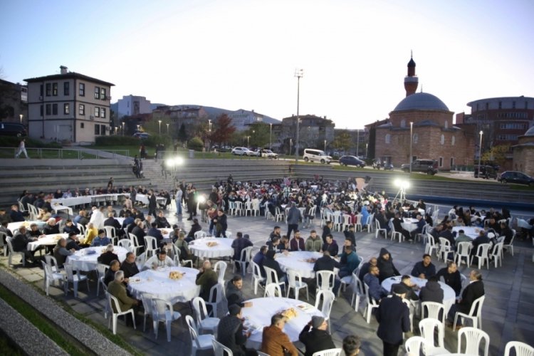 Bursa B&uuml;y&uuml;kşehir Belediye Başkanı Bozbey: Geleceğe g&uuml;zel bir miras bırakacağız