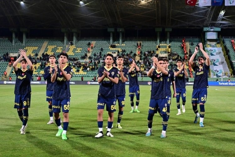 Fenerbah&ccedil;e: Dik durmaya devam edeceğiz