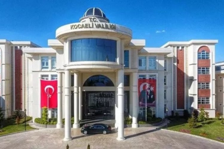 Kocaeli Valiliğinden polis memuruna "mukavemet, tehdit ve hakaret" a&ccedil;ıklaması