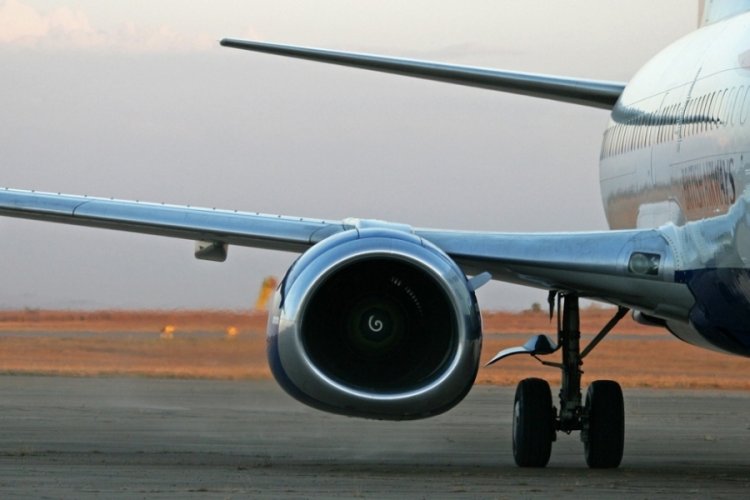 Boeing'de bir skandal daha... U&ccedil;ağın motor kapağı d&uuml;şt&uuml;!