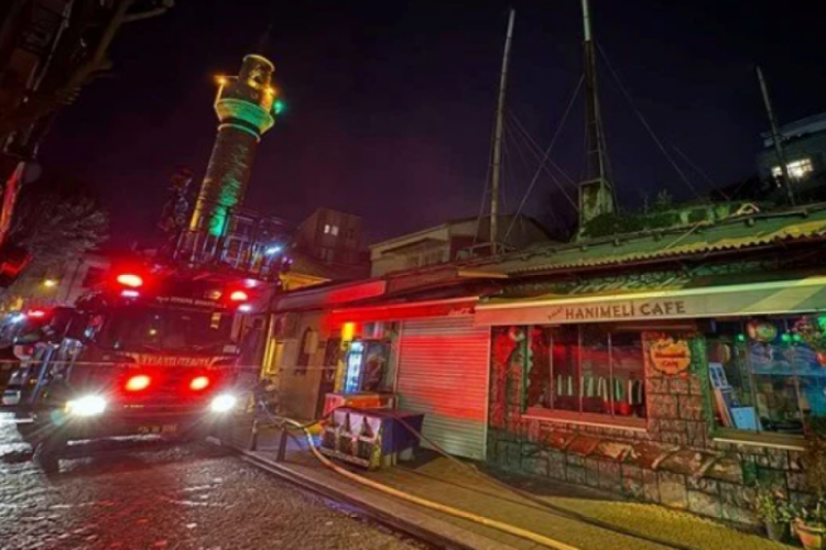 İstanbul'da tarihi hamamda yangın