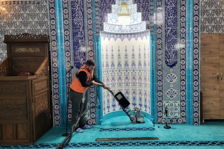 Adıyaman'da camiler bayrama hazır