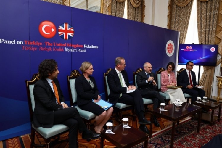 Londra'da T&uuml;rkiye-Birleşik Krallık İlişkileri Paneli