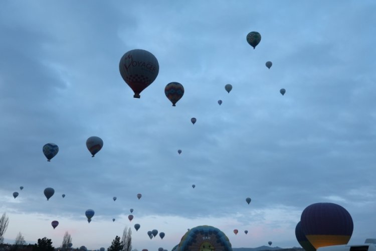 Kapadokya'da g&ouml;rsel ş&ouml;len!