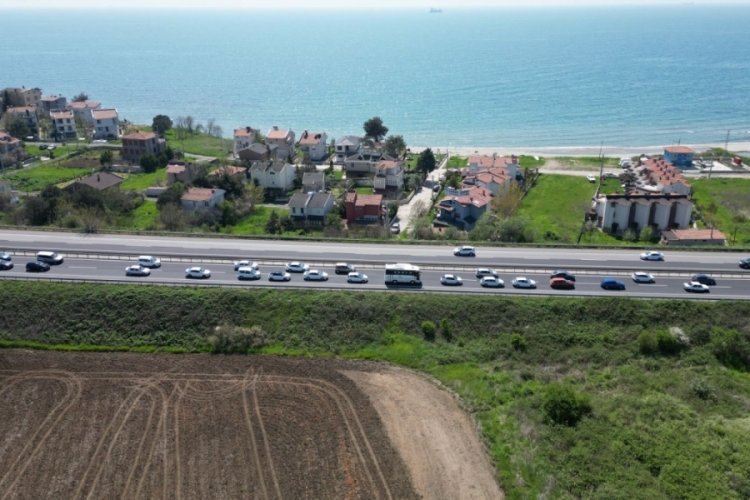 Tekirdağ-İstanbul kara yolunda trafik yoğunluğu