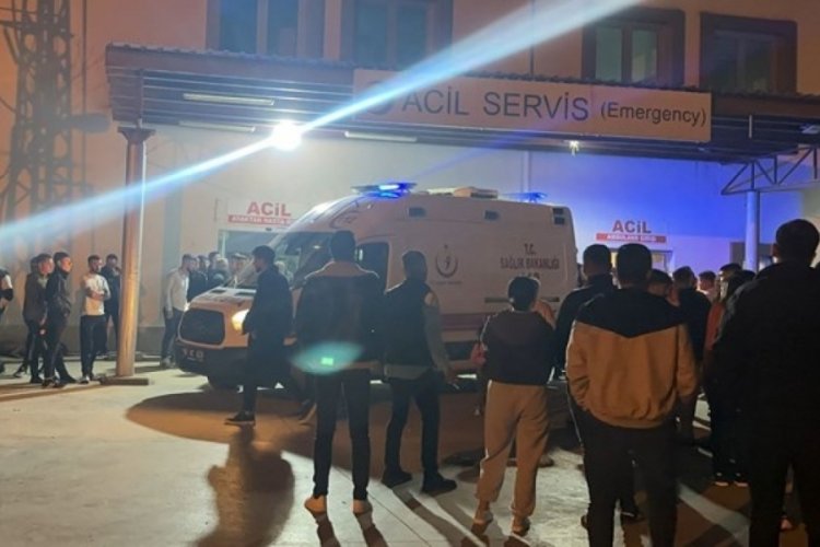 Osmaniye'de &ccedil;ıkan kavgada 1 kişi &ouml;ld&uuml;, 2 kişi yaralandı