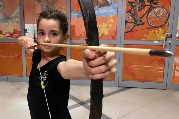 Akrobatik ok&ccedil;u Dilek Deren Ulusoy, D&uuml;nya G&ouml;&ccedil;ebe Oyunları'nda m&uuml;cadele etmek