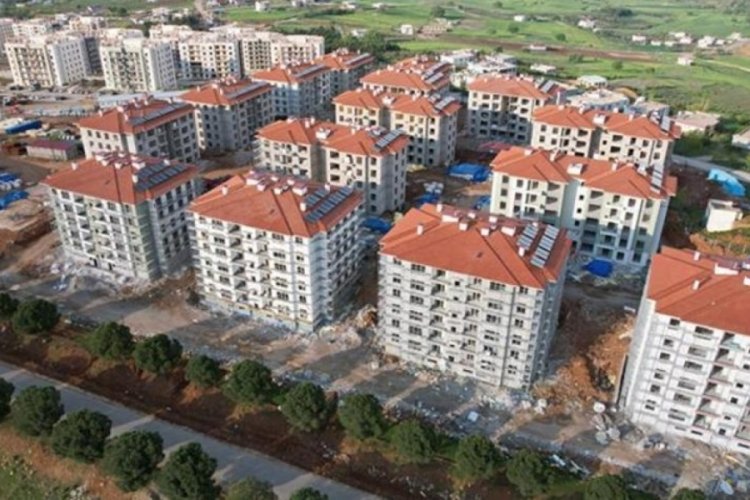 Kahramanmaraş'ta deprem konutları hızla y&uuml;kseliyor