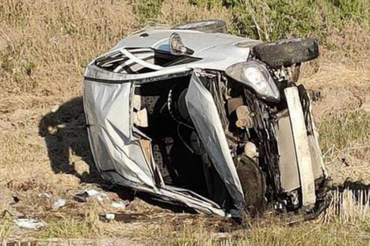Edirne'de otomobil tarlaya u&ccedil;tu! 18 yaşındaki gen&ccedil; hayatını kaybetti