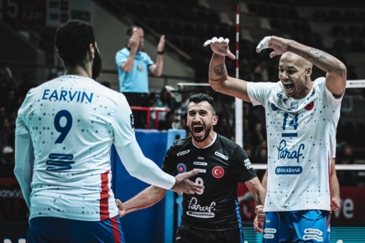 Halkbank, final serisinin ikinci ma&ccedil;ında Fenerbah&ccedil;e deplasmanında