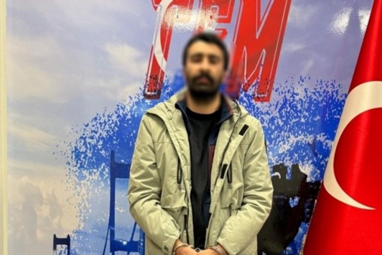 PKK'nın s&ouml;zde Paris gen&ccedil;lik sorumlusuna İstanbul Havalimanı'nda g&ouml;zaltı