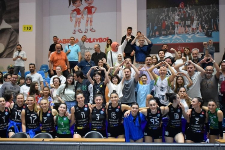 Nil&uuml;fer'in Sultanları ligi 7. sırada bitirdi
