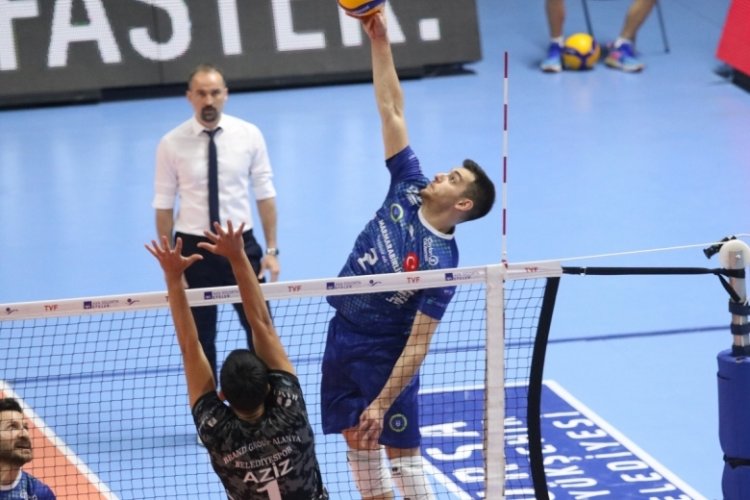 Bursa B&uuml;y&uuml;kşehir Belediyespor sezonu tamamladı