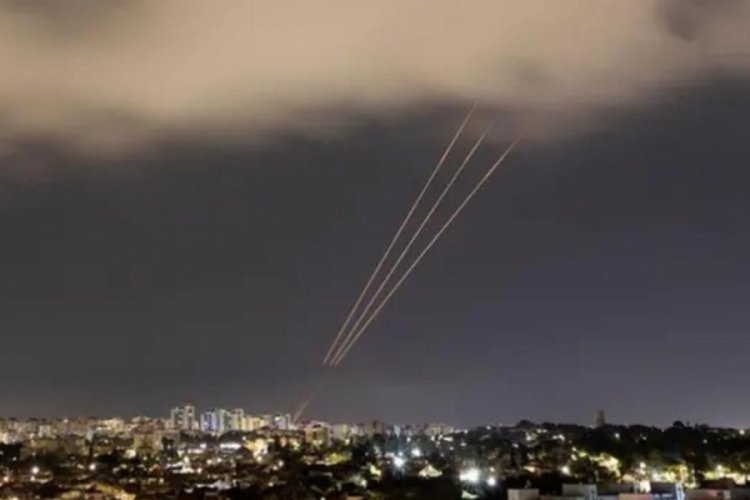 New York Times: İsrail, İran'a misilleme saldırısından vazge&ccedil;ti