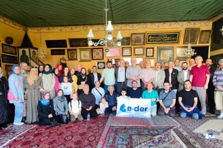 &Ouml;ğretmenler, Bursa Numaniye Dergahı'nı gezdi
