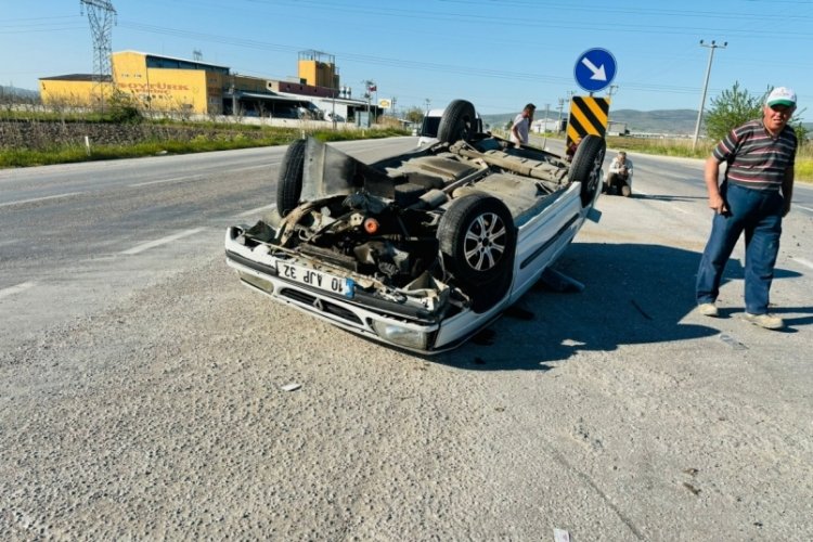 Balıkesir G&ouml;nen'de trafik kazası: 4 yaralı