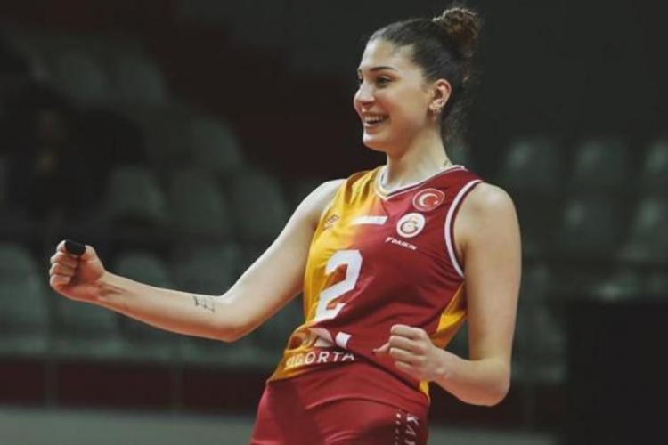 İlkin Aydın Sultanlar Ligi tarihine ge&ccedil;ti!