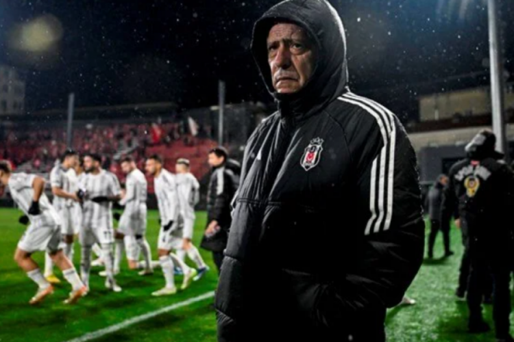 Beşiktaş Fernando Santos ve Rıza &Ccedil;alımbay'ın &uuml;cretlerini a&ccedil;ıkladı