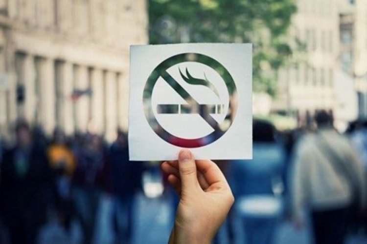 İngiltere'de 2009'dan sonra doğanlara sigara satışı yasaklanıyor