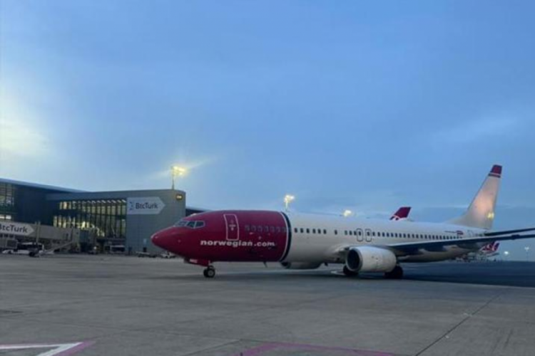 İstanbul Havalimanı'na uçan havayolu firması 102'ye çıktı