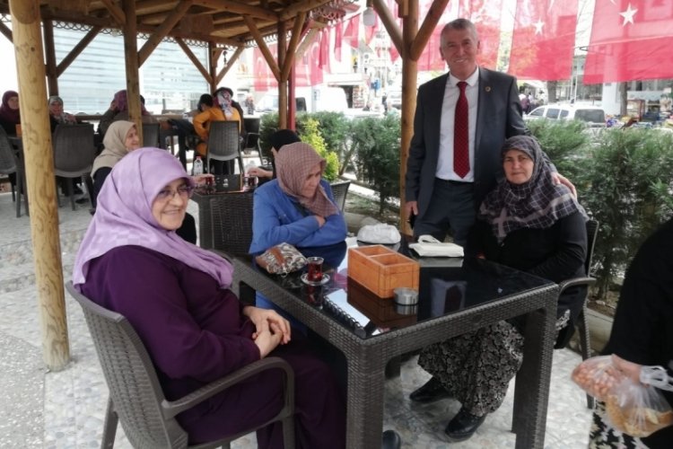 Bursa'da kırsal mahallelerden pazara gelen kadınlara kafeterya tahsis edildi