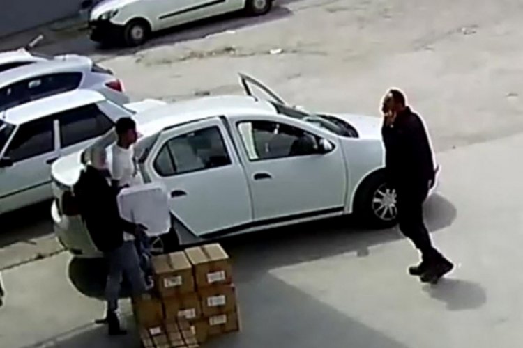 İzmir'de kargo firması şubesine uyuşturucu baskını