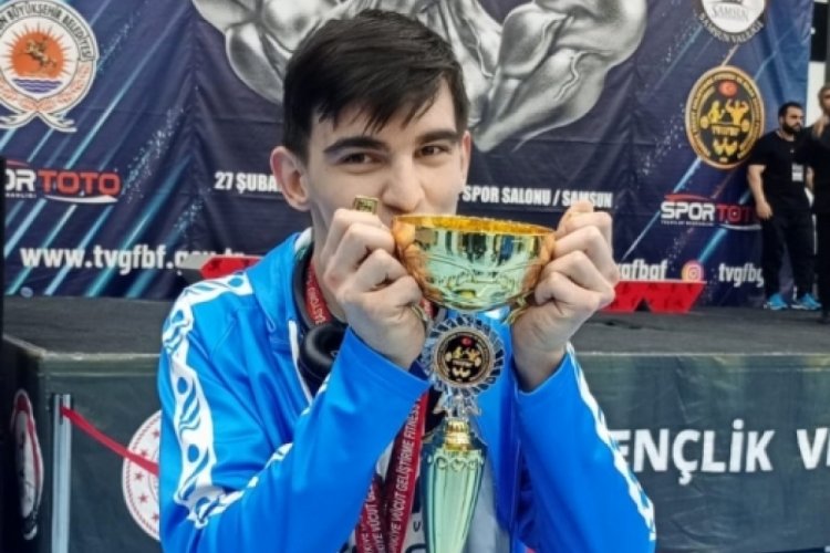 Harmancıklı bilek güreşçisi Osman Uysal'ın hedefi Avrupa şampiyonluğu