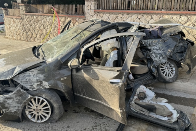 İzmir'de takla atan otomobilde 1 kişi hayatını kaybetti